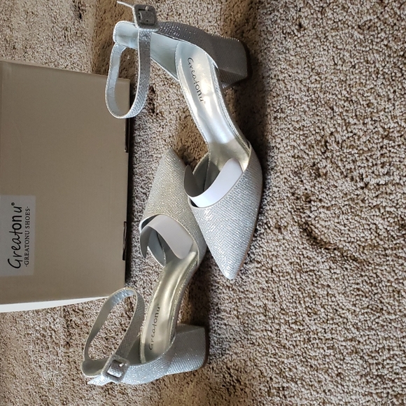 Silver heels 👠 😍 - Picture 2 of 5